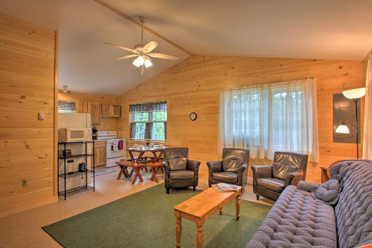 Family Cabin With Beach Access On Panther Pond Raymond 外观 照片